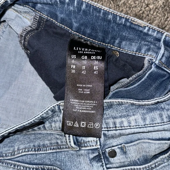Liverpool Los Angeles 👖 love the feel//feel the ❤️ - Picture 3 of 5